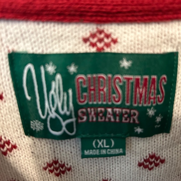 Ugly Christmas Sweater - Picture 5 of 8